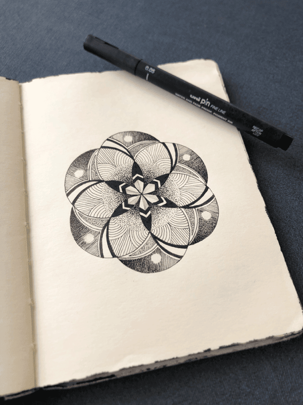 Mandala-2.png600